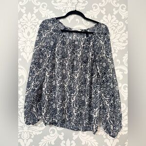 4/$25 • Ricki’s‎ Blue & White Paisley Print Blouse